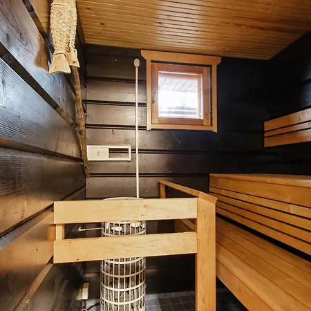 Hytoenen 1 By Interhome * Äkäslompolo