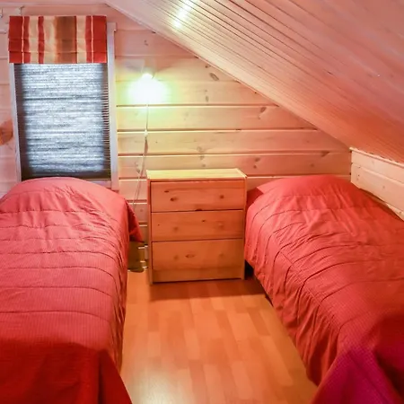 Hytoenen 1 By Interhome * Äkäslompolo